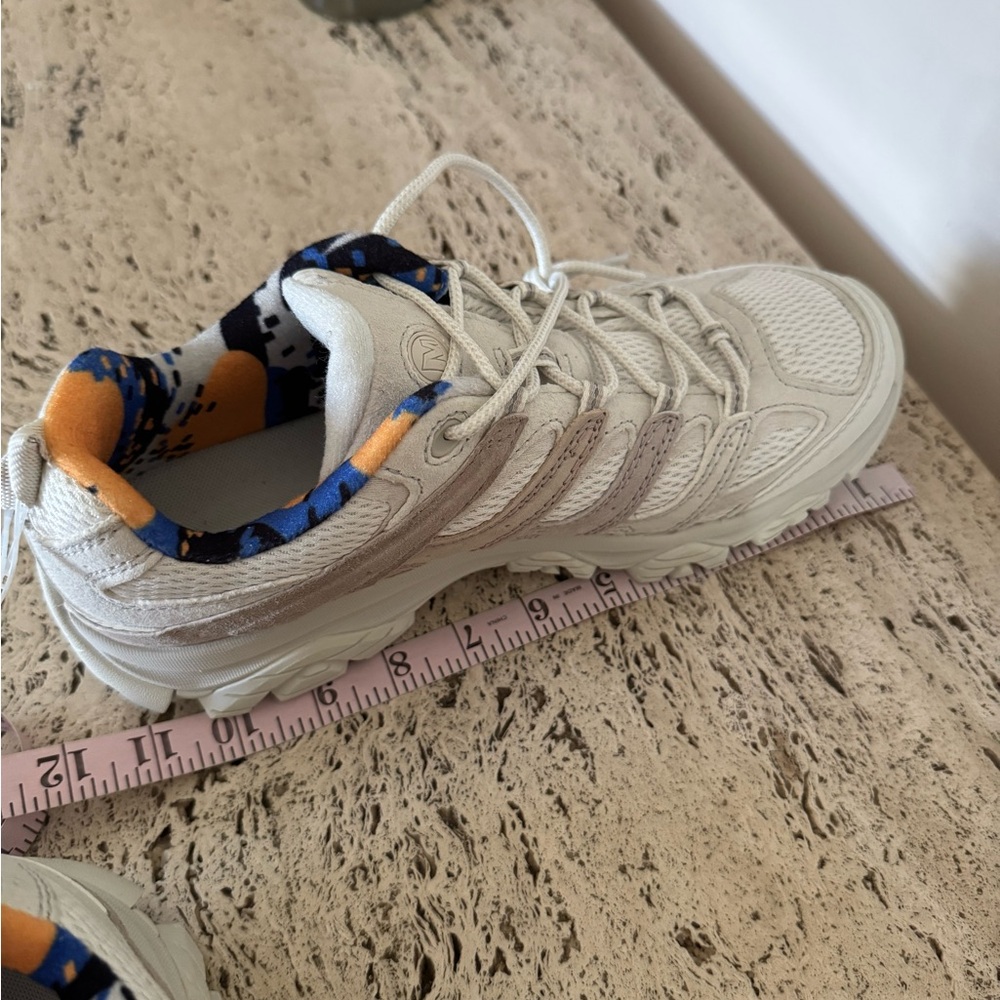 NWOB Merrell Moab 3 Flutter WMNS Beige / Khaki Hiking Shoes. Size 10. MSRP $140 - Picture 16 of 17